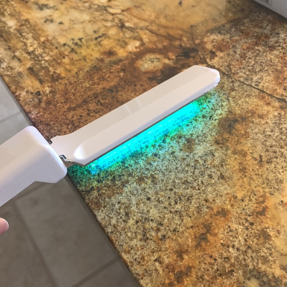 Mini UVC Sanitizer - Picture 5 of 6